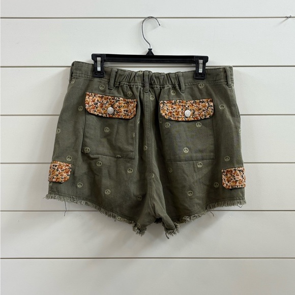 Jaded Gypsy Cargo Shorts with Patterned Accents - Picture 2 of 8